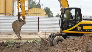 Выкопать яму экскаватором в Бугульме от 924 руб. - 2Землекопа-Бгл